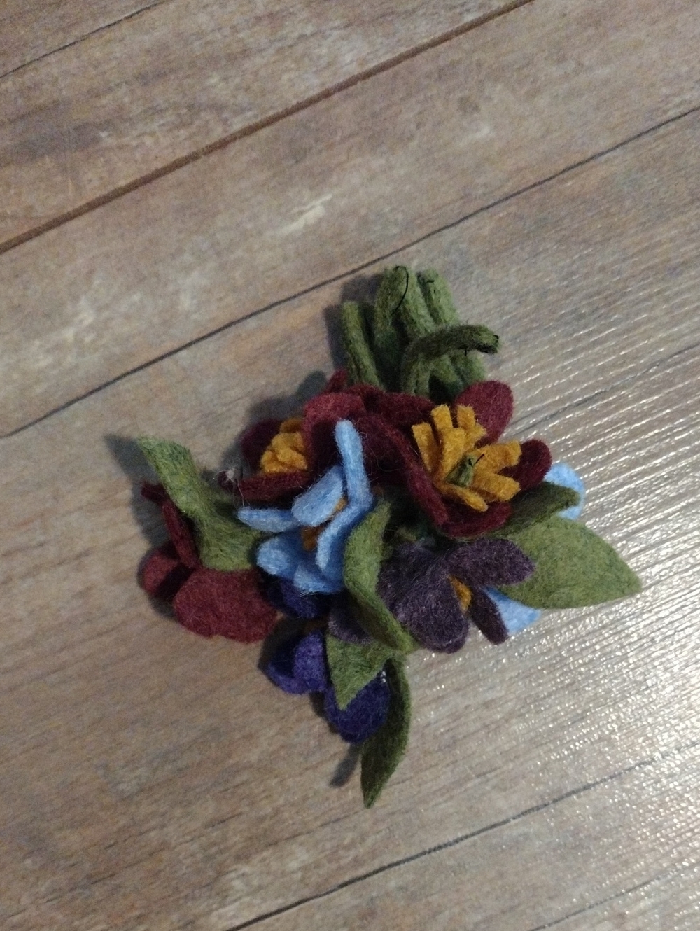 Felt Flower Lot - Picture 4 of 12